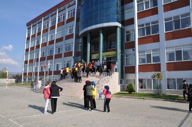 Simav Fen Lisesi’nin YKS başarısı