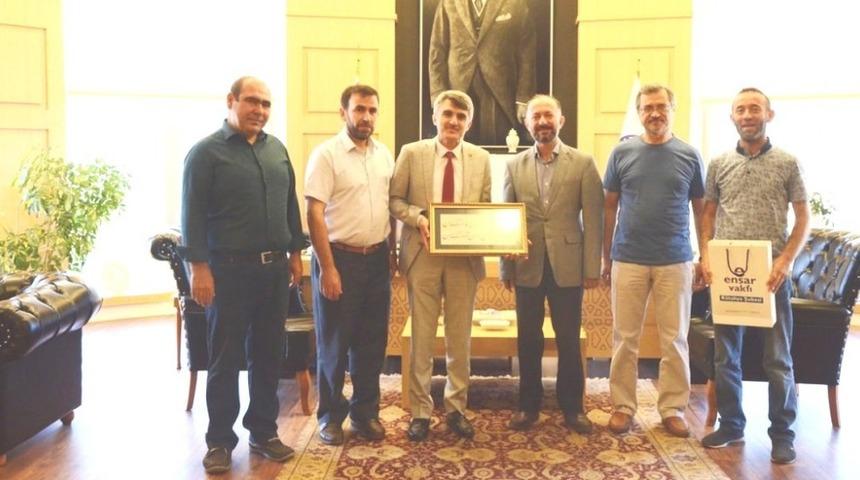 Ensar Vakfı’ndan DPÜ Rektörü Uysal’a ziyaret