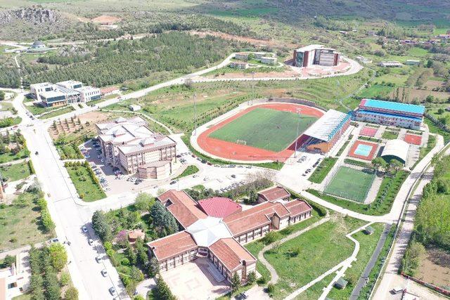 Tokat Gaziosmanpaşa Üniversitesi Türkiye’de 13., Dünyada ise 1092. sıraya yükseldi