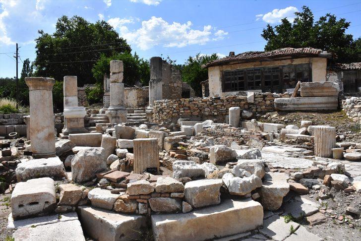 Dünyanın en büyük mermer kenti:  Stratonikeia Antik Kenti G1