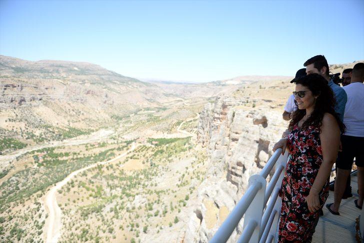 Anadolu'nun 'Büyük Kanyon'u tatilcileri bekliyor G5