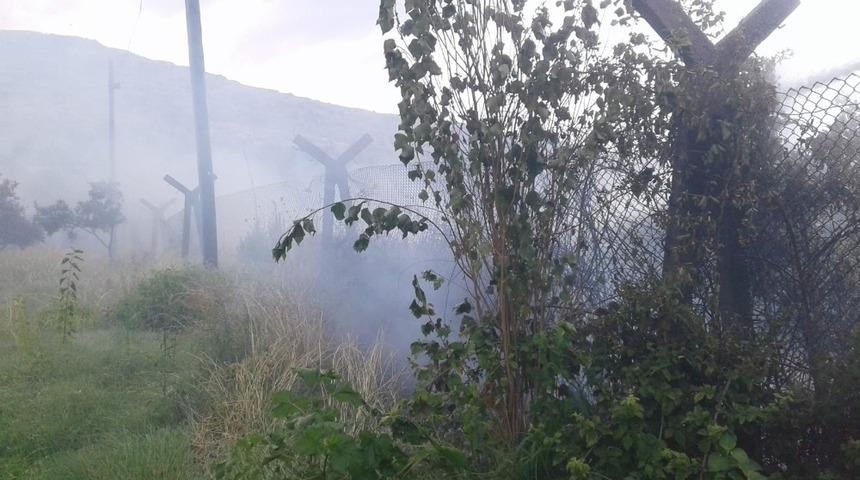 Samandağ&rsquo;da bitki &ouml;rt&uuml;s&uuml; yangını