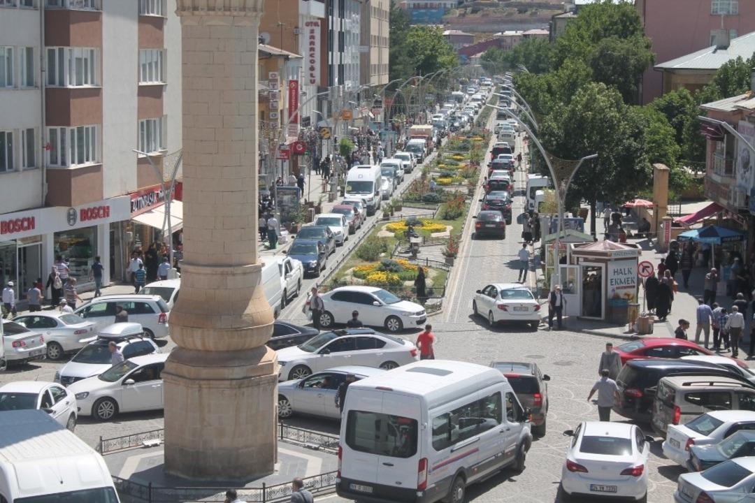 Bayburt&rsquo;ta Kurban Bayramı yoğunluğu