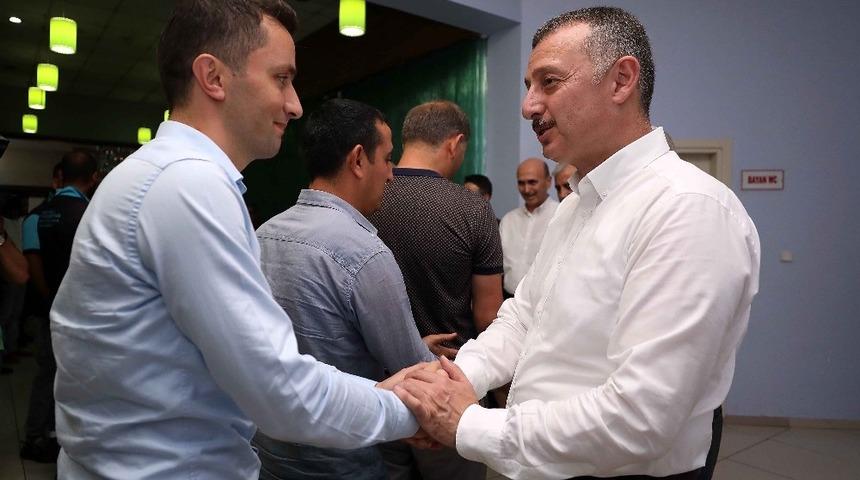 Başkan B&uuml;y&uuml;kakın, Gebze&rsquo;de personeliyle bayramlaştı