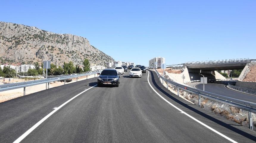 Serbest b&ouml;lge kavşağı hizmete alındı