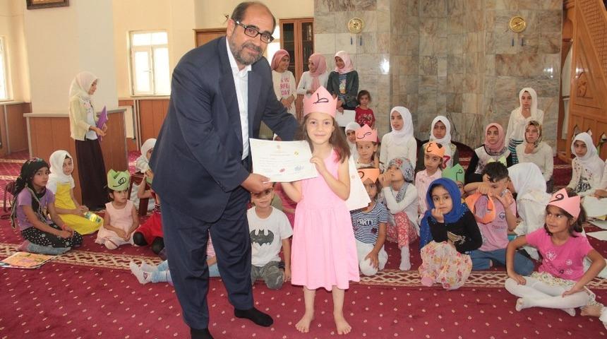 Hakkari&rsquo;de yaz Kur&rsquo;an kursları sona erdi