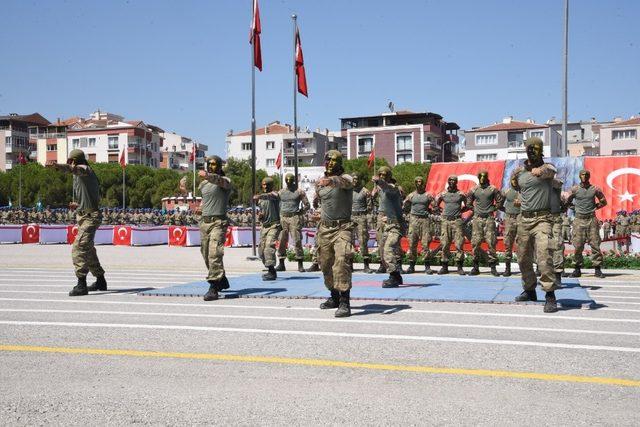 Manisa’da 376. kısa dönem erler yemin etti