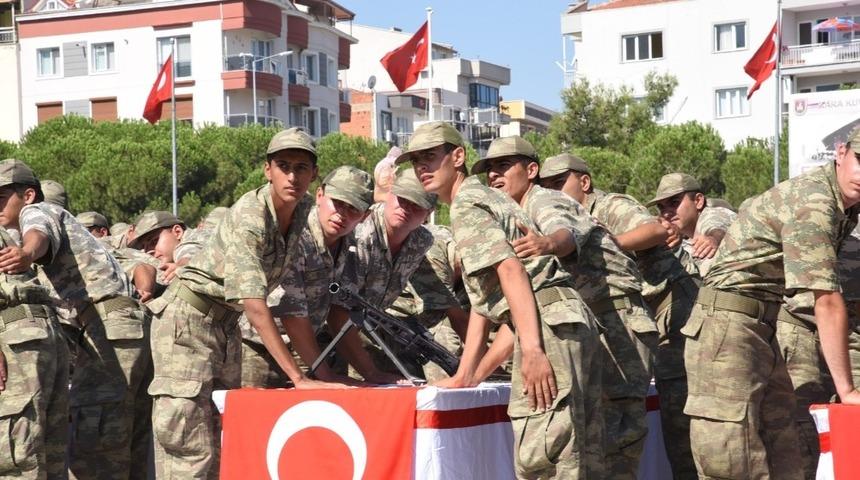 Manisa&rsquo;da 376. kısa d&ouml;nem erler yemin etti