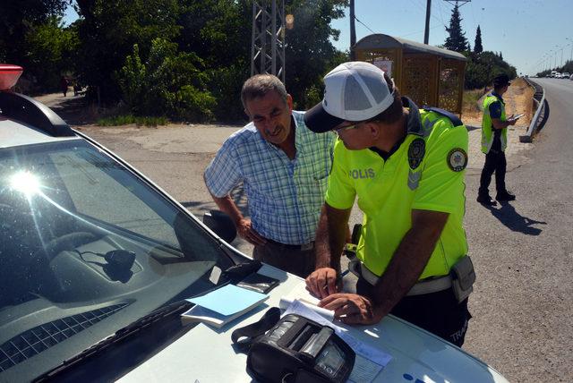 Kırmızı ışıkta geçenler drone ile yakalandı