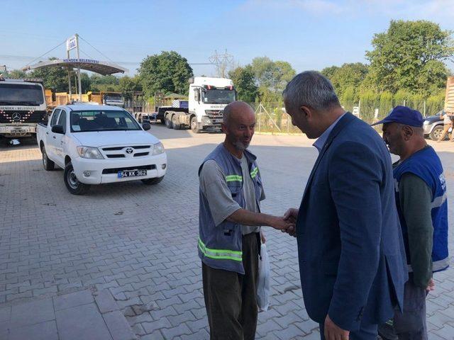 Başkan Babaoğlu belediye personeli ile bayramlaştı