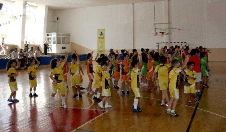 Kartallı minik sporcular madalyalarını aldı G2