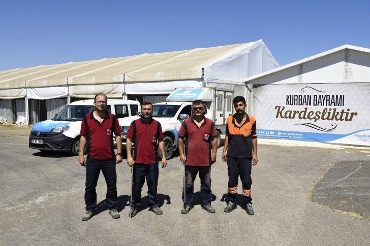 Pendik’te kaçan kurbanlıklara üfleme çubuklu ekip G4