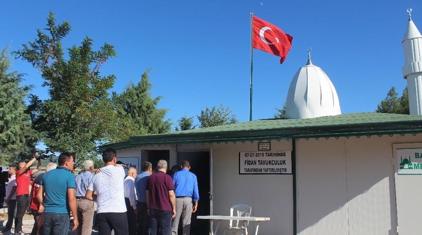 Hayırsever vatandaşın yaptırdığı Mescit ibadete açıldı