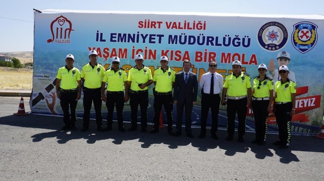 Siirt&rsquo;te s&uuml;r&uuml;c&uuml;ler yaşam t&uuml;neli ile bilgilendiriliyor
