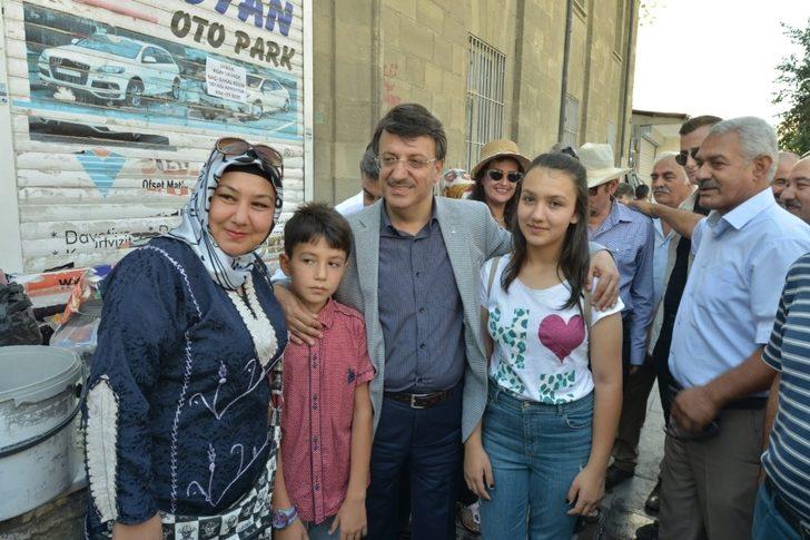 AK Parti yönetiminden esnafa bayram ziyareti G3