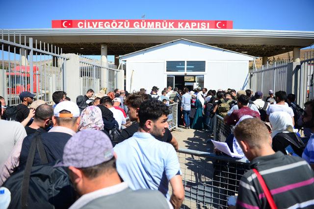 Cilvegözü'nden 38 bin Suriyeli bayram için ülkesine gitti