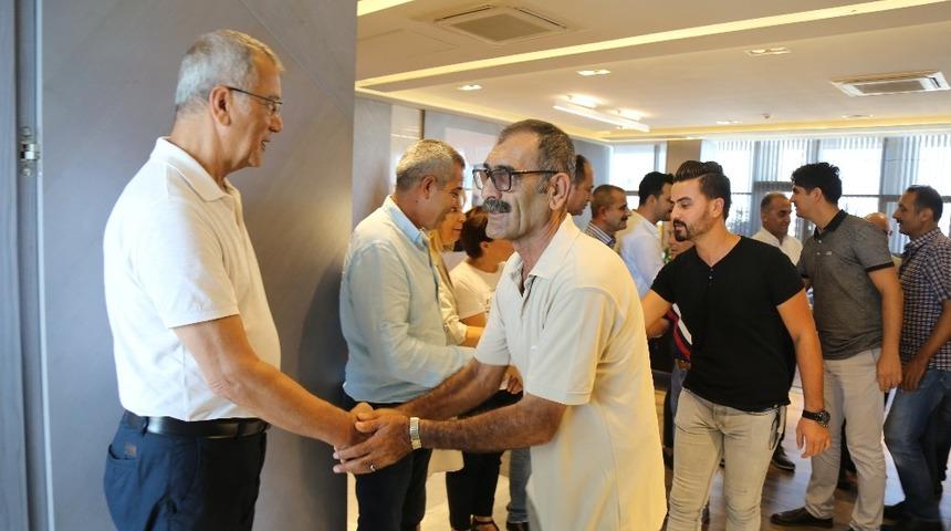 Başkan Tarhan, personeli ile bayramlaştı