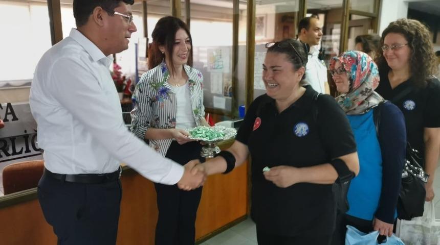 Başkan &Ouml;zcan, belediye personeli ile bayramlaştı