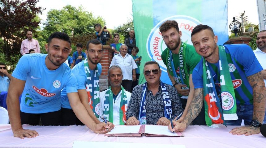 Rizespor'da 4 imza, 1 ayrılık