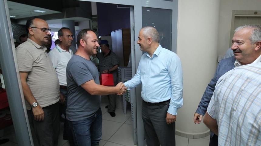 Başkan B&uuml;y&uuml;kg&ouml;z, mesai arkadaşlarıyla bayramlaştı