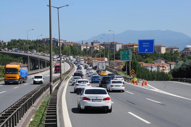 TEM yolu Kocaeli geçişinde bayram yoğunluğu