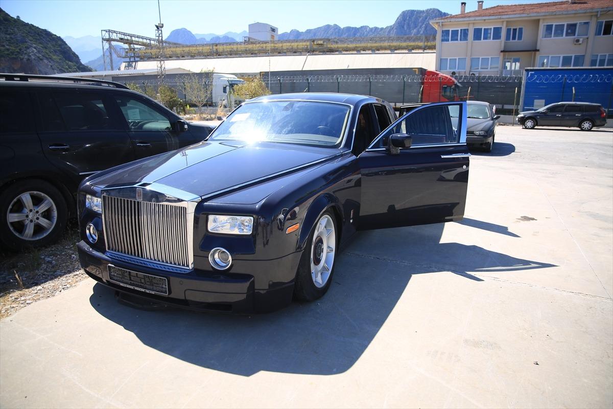 Tam 4 milyon TL değerinde! Yeni sahibini bekliyor