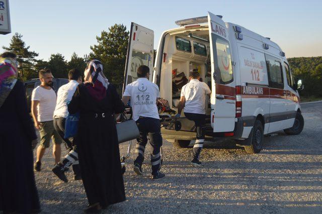 Kütahya'da iki otomobil çarpıştı: 7 yaralı