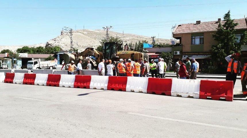 &Ccedil;ayırhan&rsquo;da sanayi &ccedil;ıkışının kapanmasına esnaftan tepki