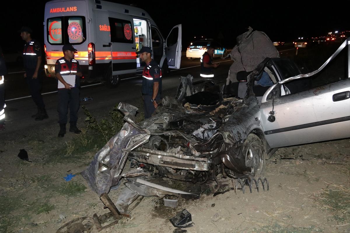 Yozgat'ta zincirleme trafik kazası: 2 &ouml;l&uuml;, 5 yaralı