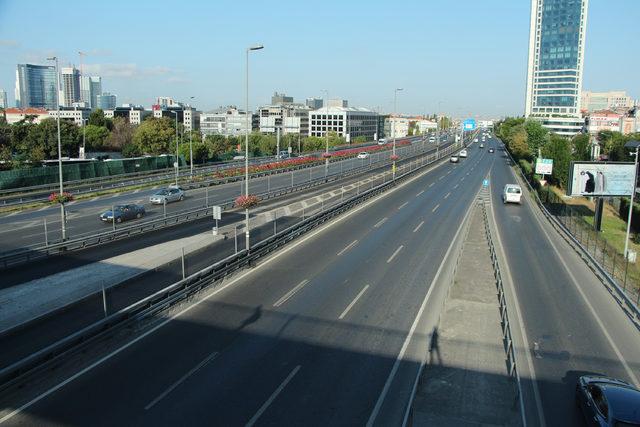 İstanbul'da yollar boş kaldı