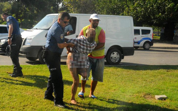 Adana'da garip olay! Polisi görünce soyundu G1