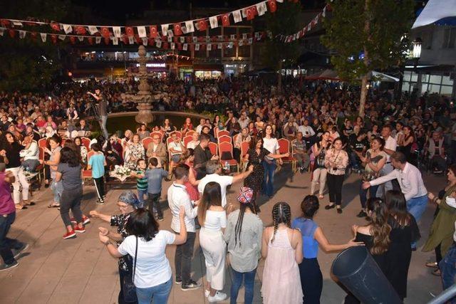 7. Nallıhan Uluslararası İpek İğne Oyaları Kültür Sanat ve Tapduk Emre’yi Anma Festivali başlıyor
