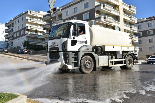 Aliağa Belediyesinden bayram temizliği