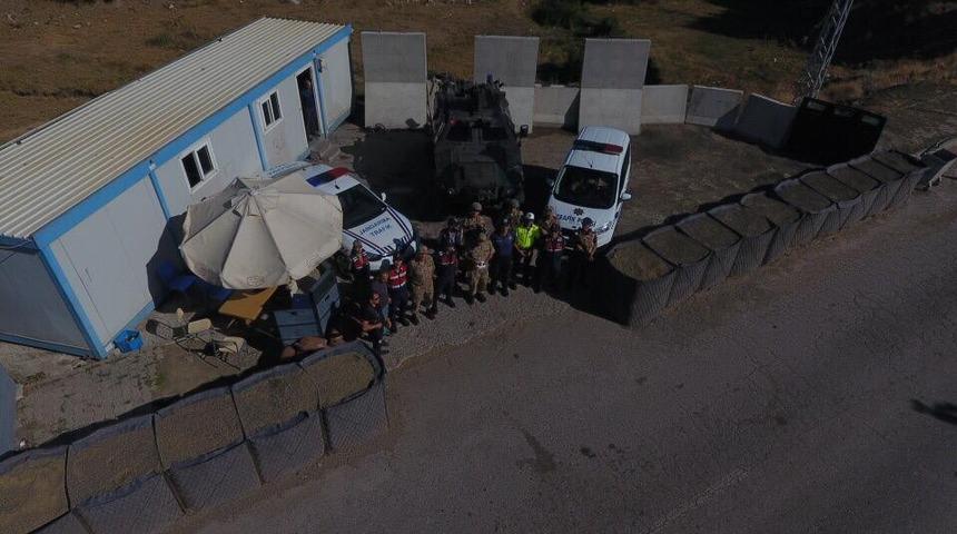 Jandarma ve trafik polislerinden droneli denetim