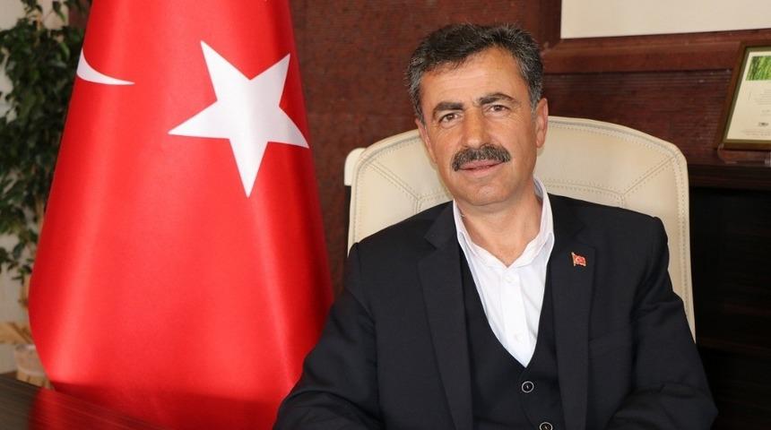 U&ccedil;hisar Belediye Başkanı S&uuml;sl&uuml;, Kurban bayramı mesajı yayımladı