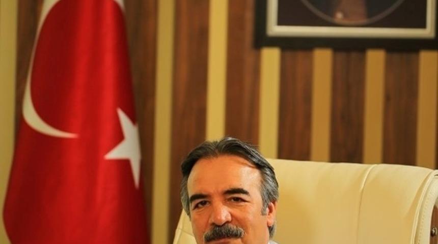 Rekt&ouml;r Bağlı, Kurban Bayramını kutladı