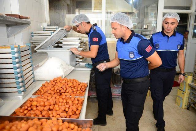 Zabıta ekipleri pastane imalathanelerini denetledi