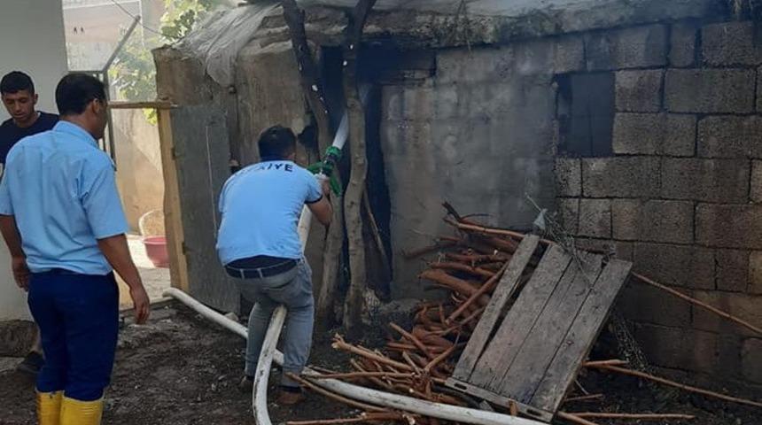 Odunlukta &ccedil;ıkan yangın korkuttu