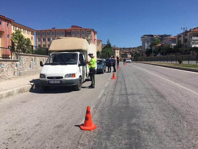 Emet’te asayiş ve trafik uygulaması