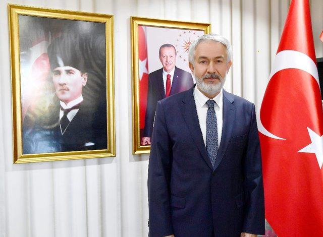 Isparta Valisi Seymenoğlu ve Belediye Başkanı Başdeğirmen’den Kurban Bayramı mesajları
