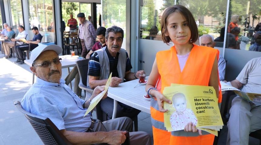 LÖSEV’in en küçük gönüllüsü