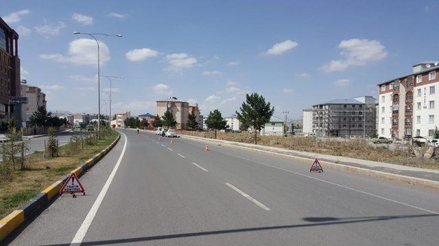 Kars’ta “Türkiye Huzur ve Trafik Uygulaması” yapıldı