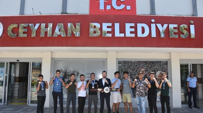 Şampiyonluk sevincini Başkan Aydar ile paylaştılar