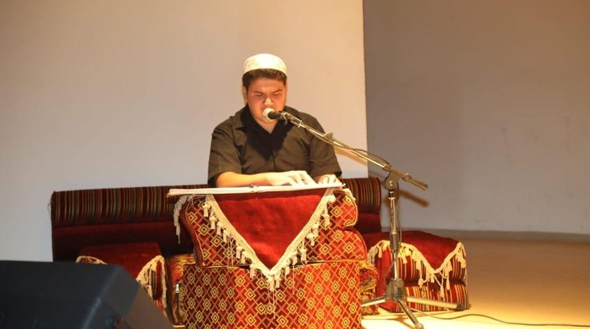 Şanlıurfa&rsquo;da g&ouml;rme engelli gen&ccedil;ler Kur&rsquo;an-ı Kerim&rsquo;i hatim etti