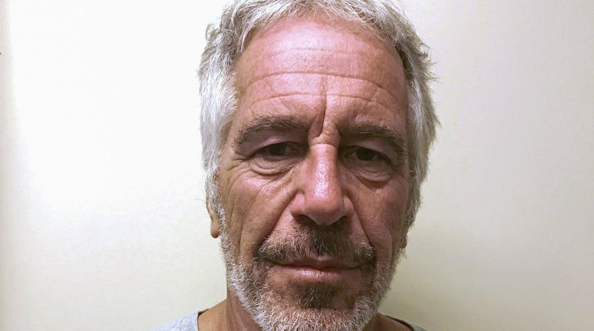 Milyarder iş adamı Jeffrey Epstein h&uuml;cresinde &ouml;l&uuml; bulundu!
