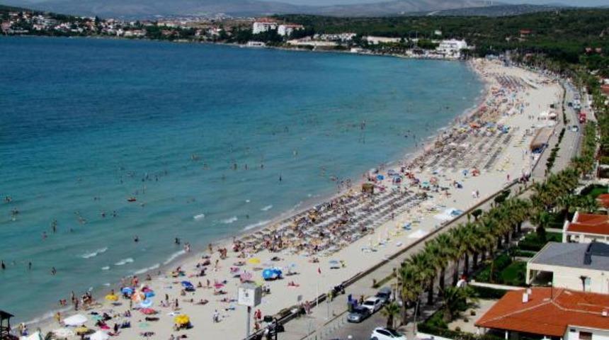 Tatilciler akın etti, otellerde yer kalmadı! 