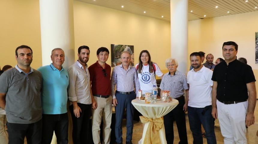 Bartın &Uuml;niversitesi ailesi bayramlaşma t&ouml;reninde buluştu