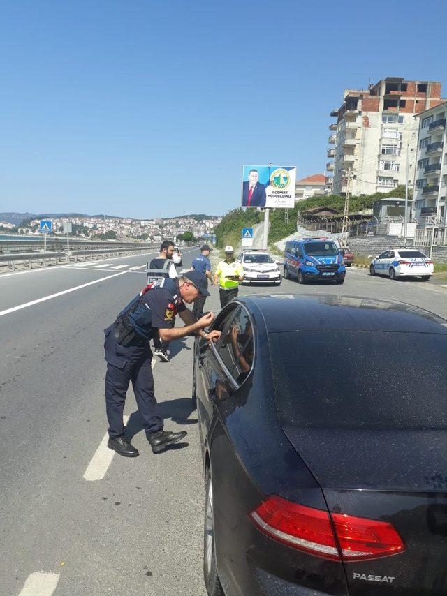 Jandarmadan bayram öncesi trafik denetimi