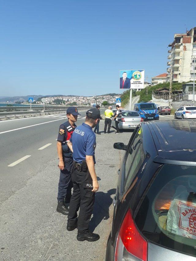 Jandarmadan bayram öncesi trafik denetimi