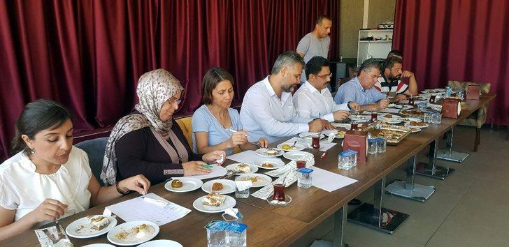 Taze incirden elde edilen tatlılar festivalde yarıştı G2